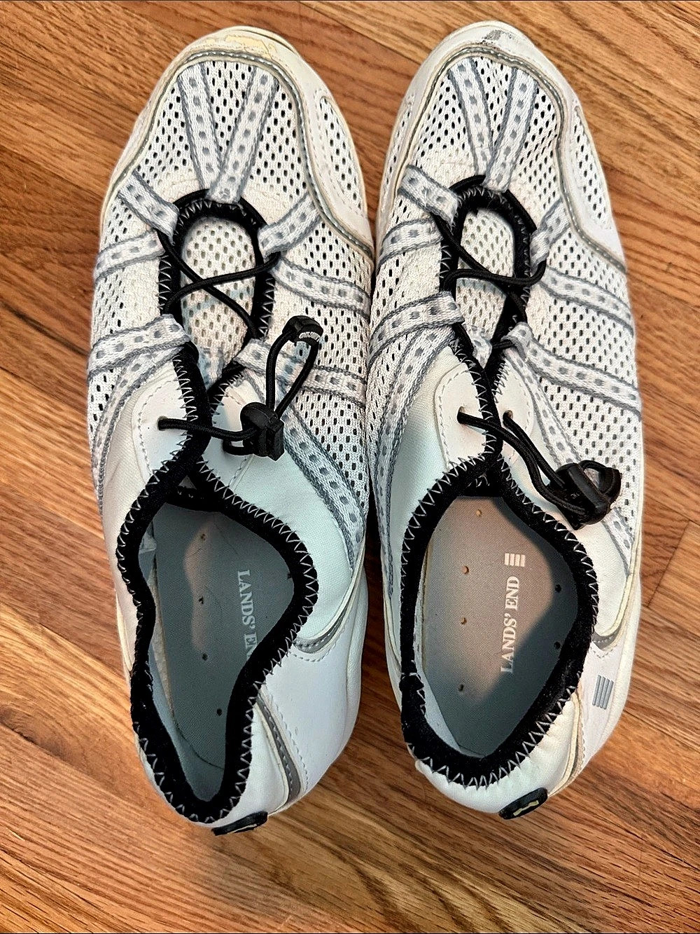 Lands' End Women's Sneaker Water Shoes White & Gray Sneakers